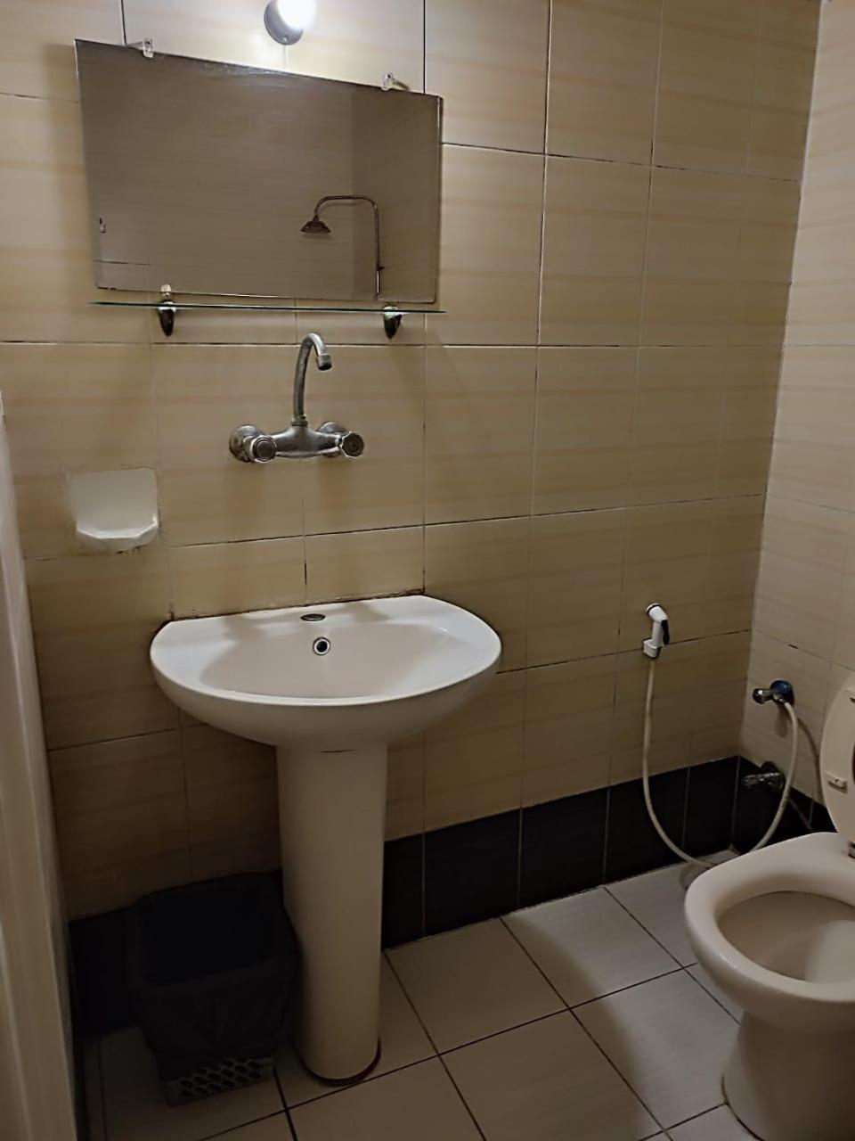 Clement'S House Hostel アレクサンドリア エクステリア 写真